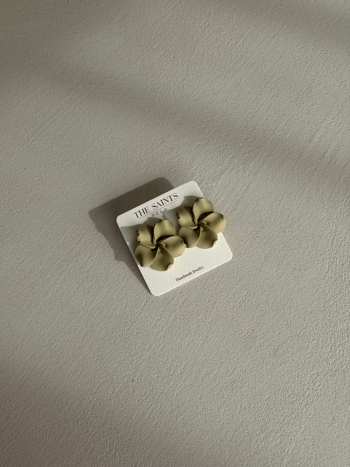 Orecchini frangipane